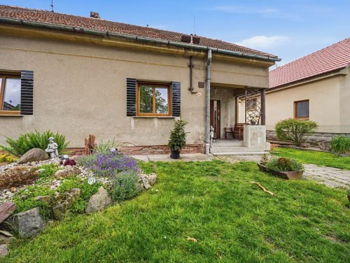 Prodej domu 120 m², pozemek 832 m²