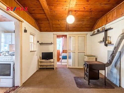 Prodaná  chata 30 m², pozemek 182 m²