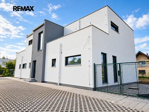Prodej bytu 3+kk 96 m²