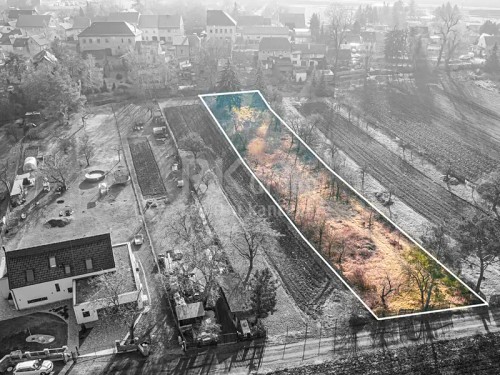 Prodej stavebního pozemku 2043 m²