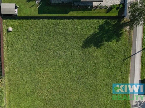 Prodej stavebního pozemku 1000 m²
