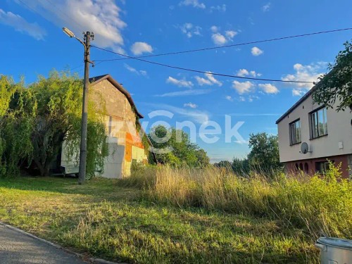 Prodej stavebního pozemku 1084 m²