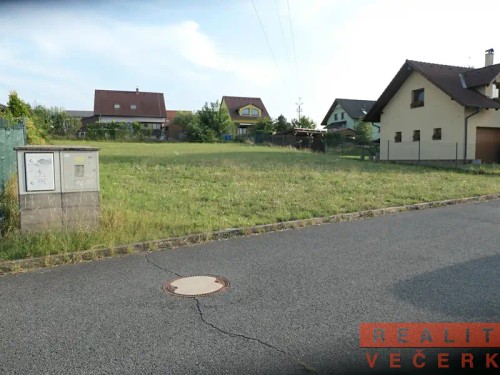 Prodej stavebního pozemku 898 m²