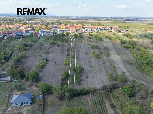 Prodej stavebního pozemku 1623 m²