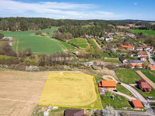 Prodej stavebního pozemku 3652 m²