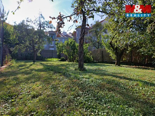 Prodej stavebního pozemku 411 m²