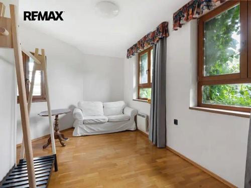 Prodej domu 500 m², pozemek 2240 m²