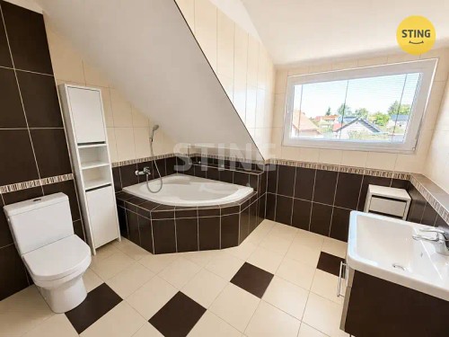 Prodej domu 175 m², pozemek 800 m²