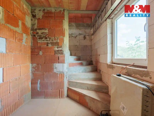 Prodej stavebního pozemku 638 m²