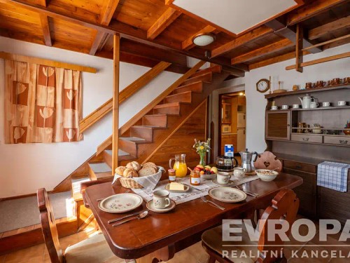 Prodej chaty 100 m², pozemek 907 m²