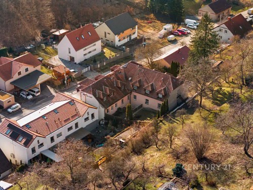 Prodej domu 930 m², pozemek 1294 m²