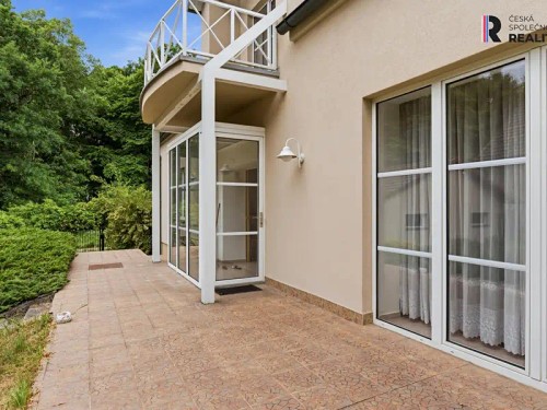 Prodej domu 300 m², pozemek 1343 m²