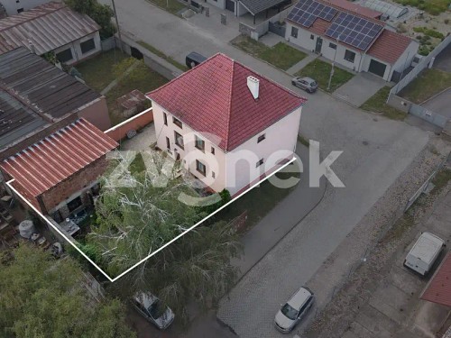 Prodej domu 250 m², pozemek 388 m²