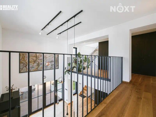 Prodej vily 420 m², pozemek 797 m²