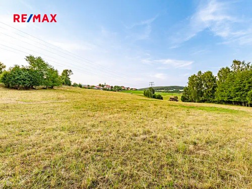 Prodej stavebního pozemku 2263 m²