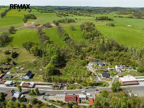 Prodej stavebního pozemku 1218 m²