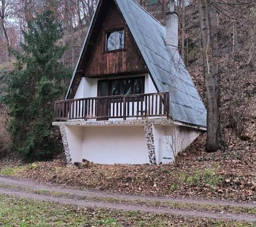 Prodej chaty 50 m², pozemek 29 m²