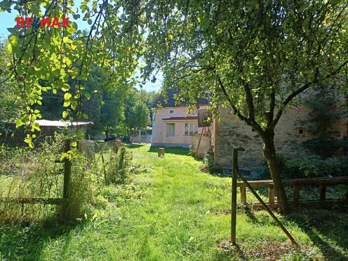 Prodej domu 200 m², pozemek 2250 m²