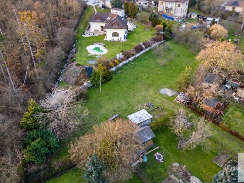Prodej stavebního pozemku 1748 m²
