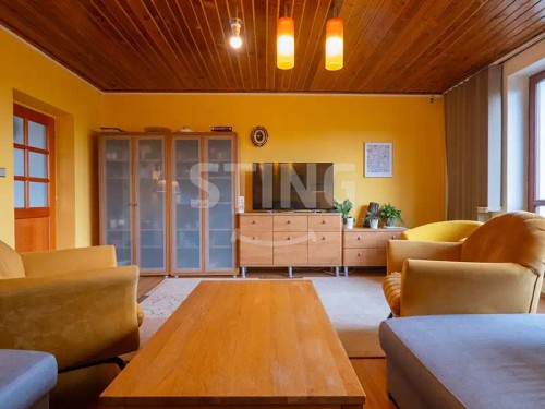 Prodej domu 187 m², pozemek 1135 m²