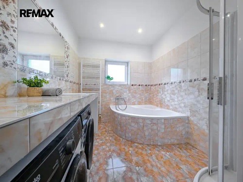 Prodej stavebního pozemku 3066 m²