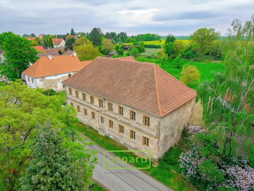 Prodej domu 388 m², pozemek 3321 m²