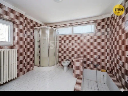 Prodej domu 300 m², pozemek 599 m²