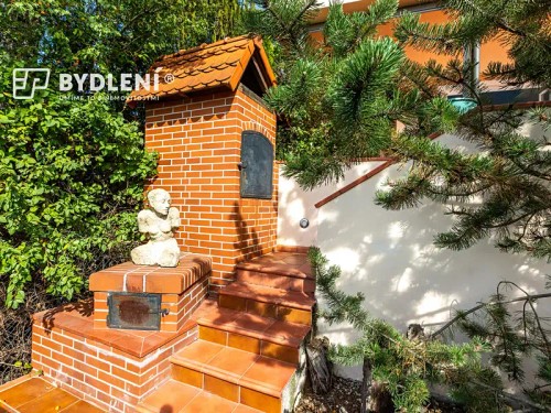 Prodej domu 382 m², pozemek 747 m²