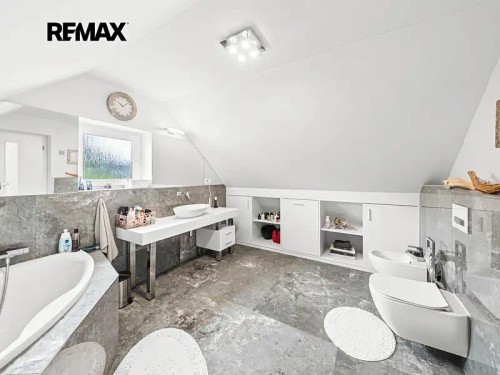 Prodej domu 205 m², pozemek 809 m²