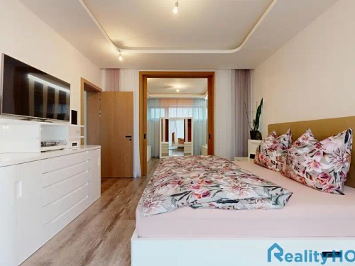 Prodej domu 271 m², pozemek 3395 m²