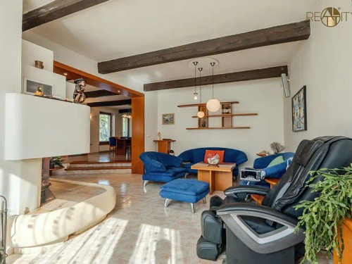 Prodej domu 331 m², pozemek 1512 m²