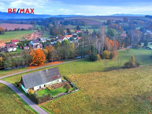 Prodej stavebního pozemku 5048 m²