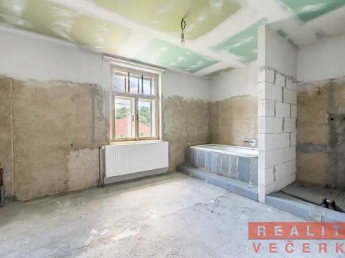 Prodej domu 80 m², pozemek 1042 m²