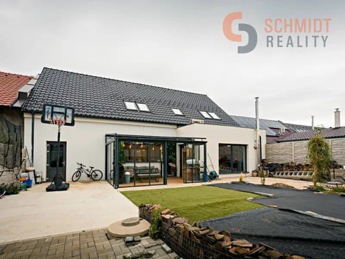 Prodej domu 242 m², pozemek 555 m²