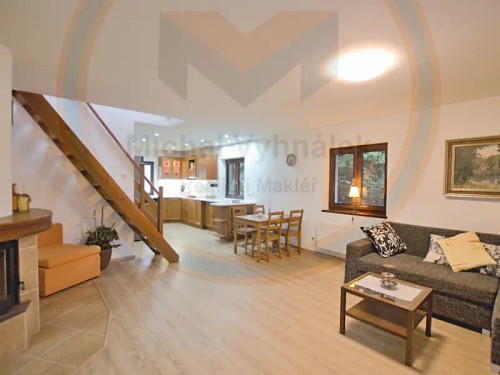 Prodej domu 154 m², pozemek 1244 m²