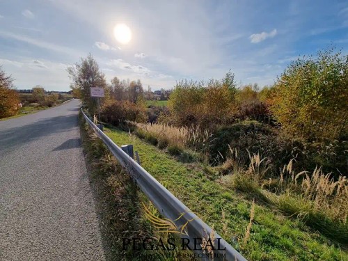 Prodej stavebního pozemku 2689 m²