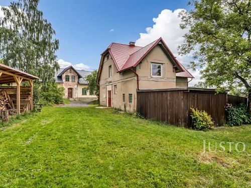Prodej domu 180 m², pozemek 1758 m²