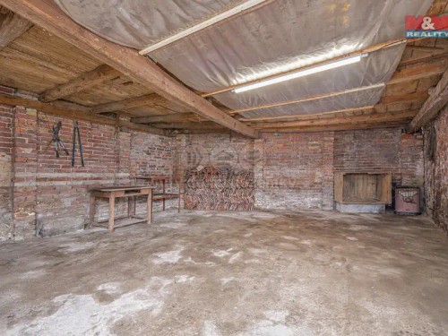 Prodaný  dům 212 m², pozemek 2048 m²