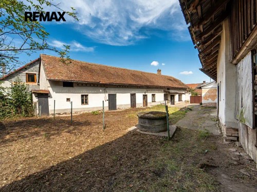 Prodej domu 415 m², pozemek 2446 m²