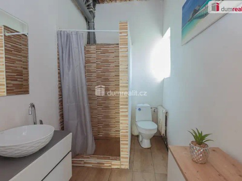 Prodej domu 360 m², pozemek 657 m²