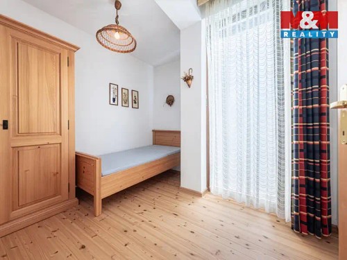 Prodej domu 300 m², pozemek 1340 m²