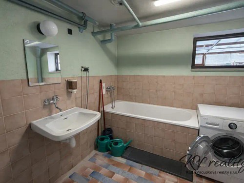 Prodej domu 232 m², pozemek 1263 m²