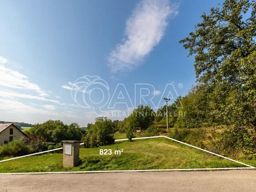 Prodej stavebního pozemku 823 m²