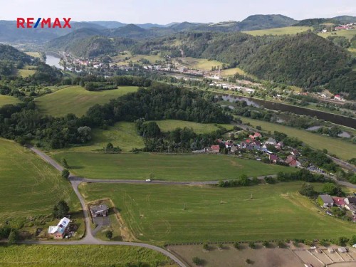 Prodej stavebního pozemku 17584 m²