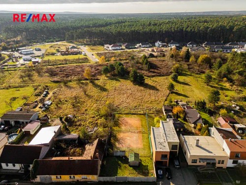 Prodej stavebního pozemku 832 m²