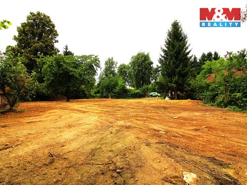 Prodej stavebního pozemku 961 m²