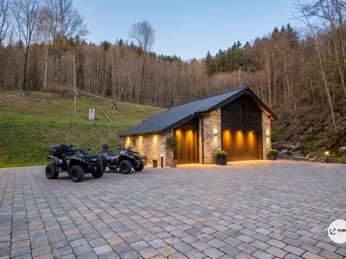 Prodej chalupy 120 m², pozemek 64360 m²
