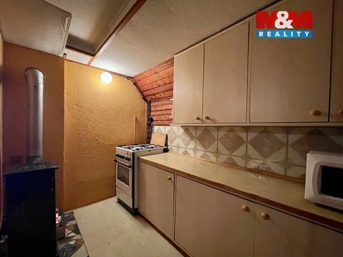 Prodej chaty 45 m², pozemek 52 m²