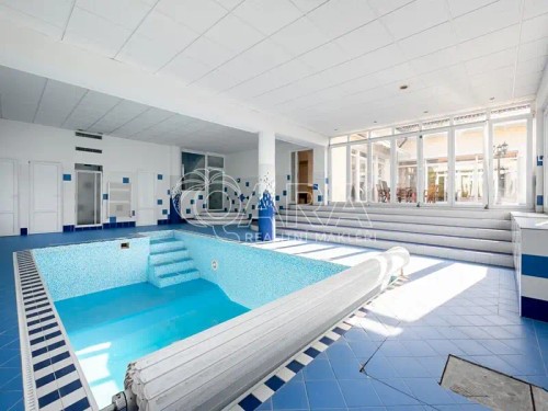 Prodej domu 435 m², pozemek 1865 m²