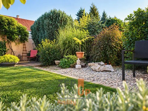 Prodej domu 208 m², pozemek 273 m²